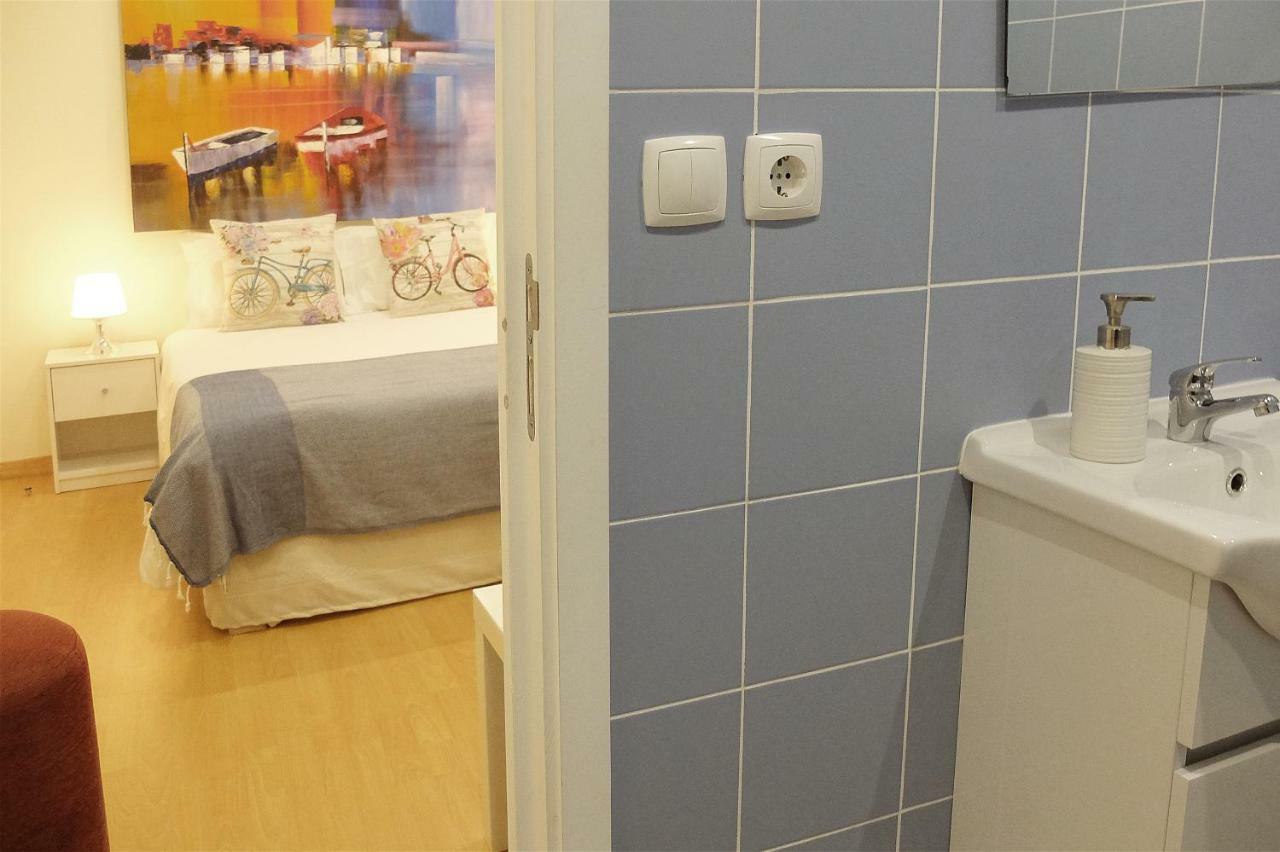 Family House Hostel Aveiro Ngoại thất bức ảnh